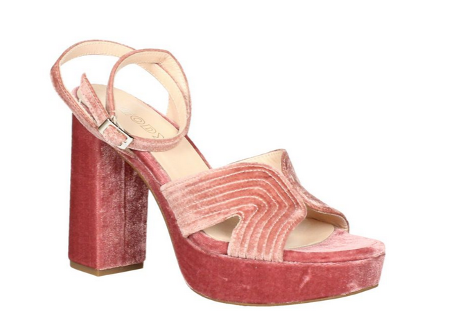Sandalia de terciopelo rosa